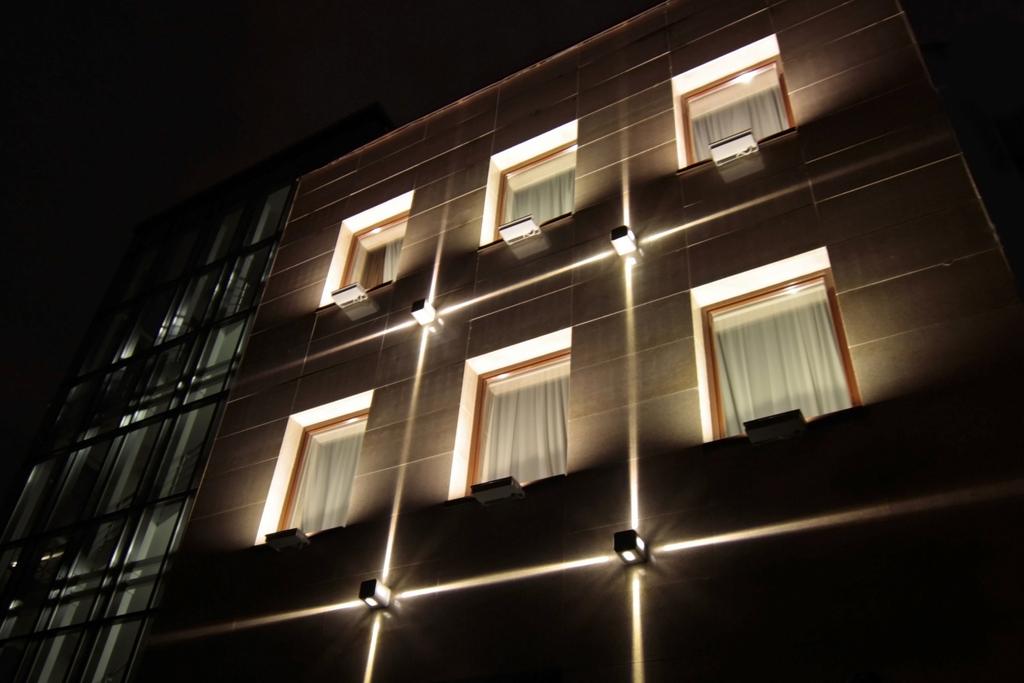 Architectural lighting of the office building facade