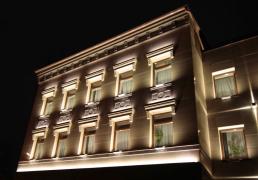 Architectural lighting of the office building facade