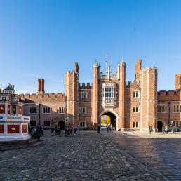 Приёмы и средства освещения картин в художественной галереи “Cumberland Art Gallery” (Лондон) Часть 1 