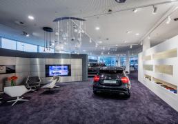 Освещение автосалона Mercedes Benz AMG