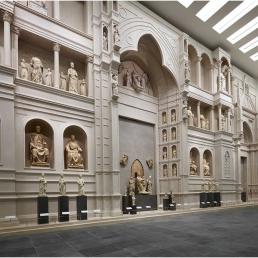 Освещение экспонатов Museo del Duomo Florence - сокровищ Флорентийского собора «Kathedrale Santa Maria del Fiore»